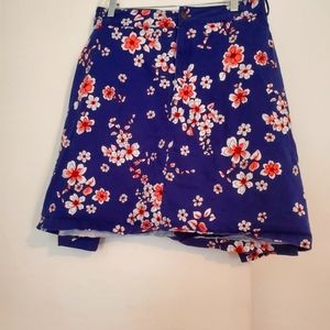 Plus size 34 skort